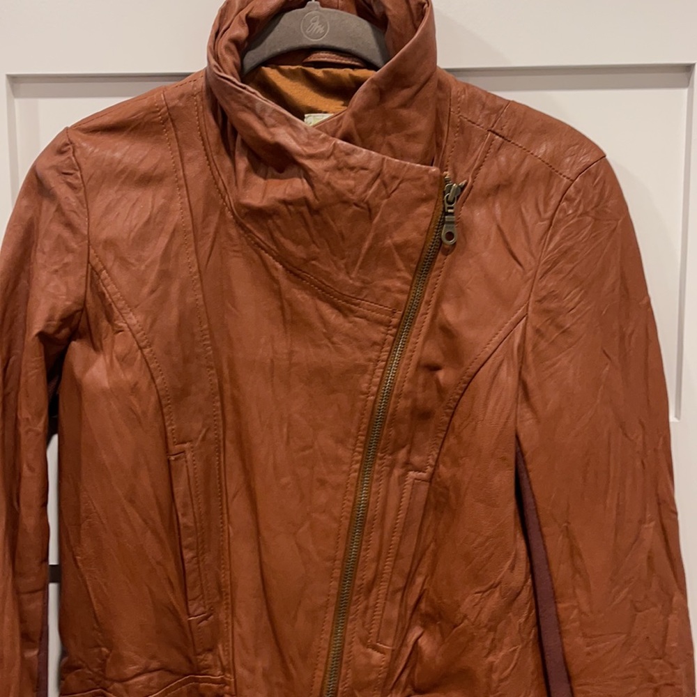 Leather brown crop jacket - Picture 5 of 8